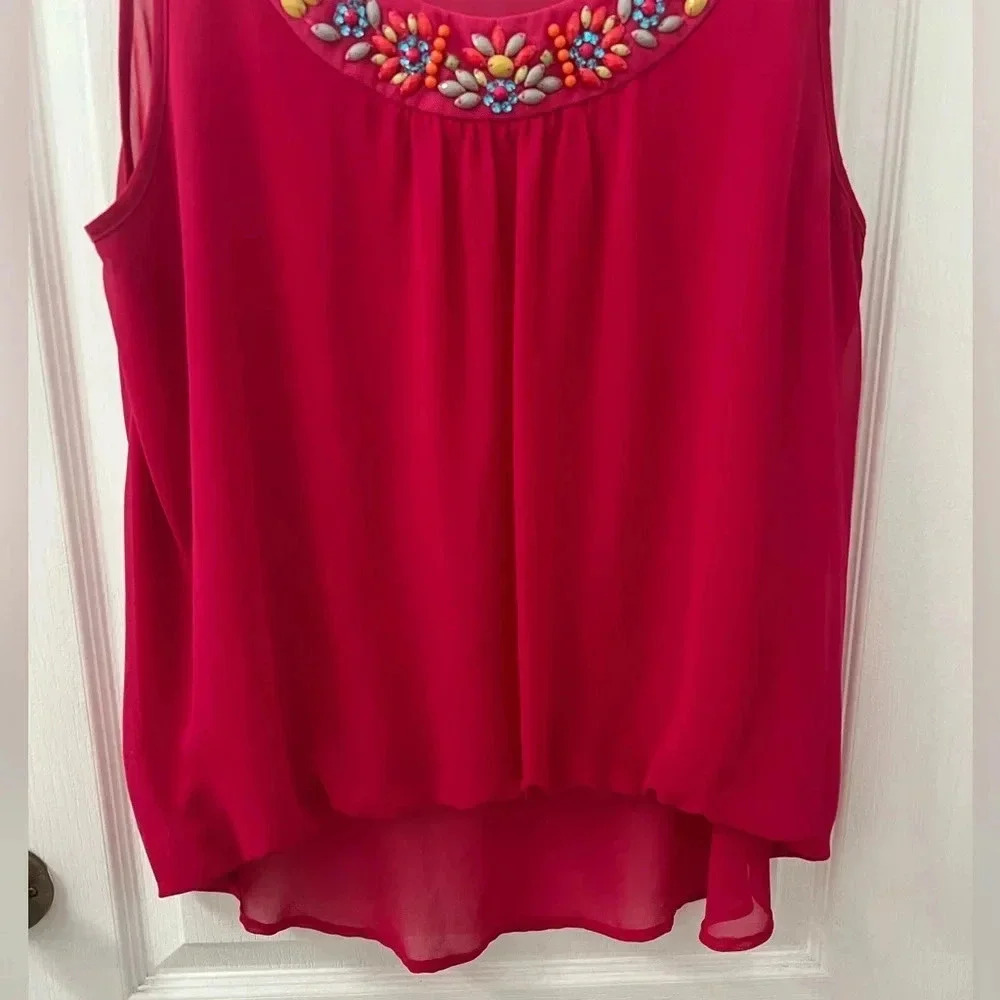 Thalia Sodi of Macy’s hot pink sleeveless blouse with colorful stud detail. - Picture 5 of 6
